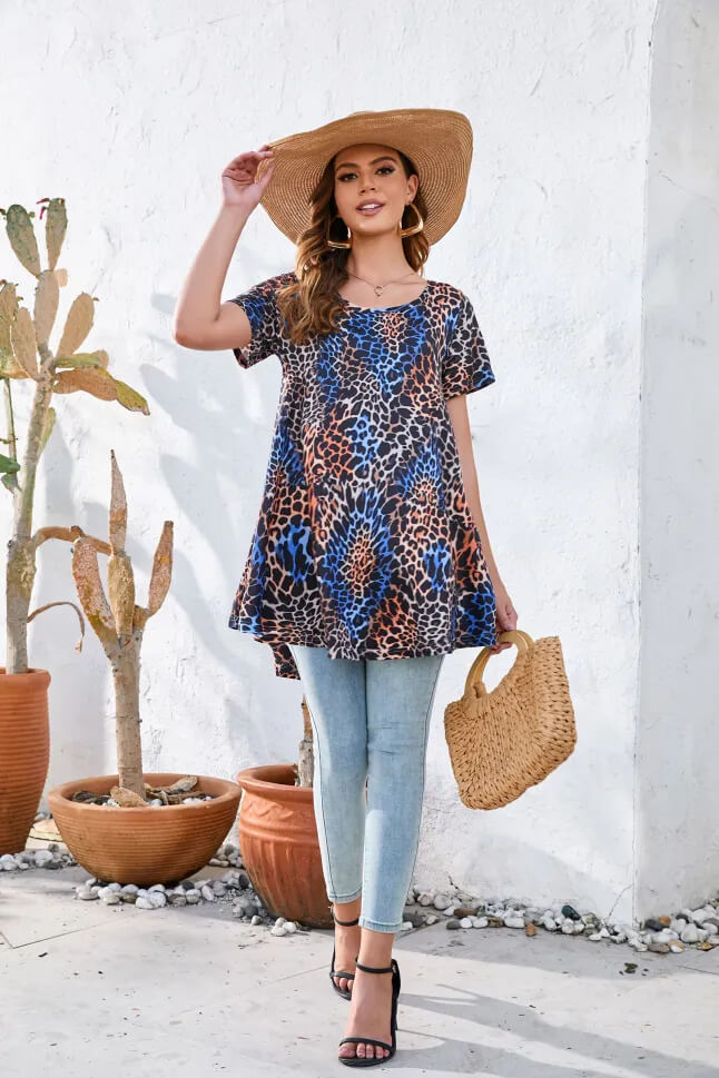 Vibrant Autumn Floral Tunic with Loose Fit for Plus Size Women