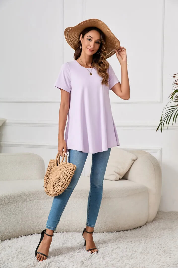 Women’s Light Floral Tunic Top for Spring