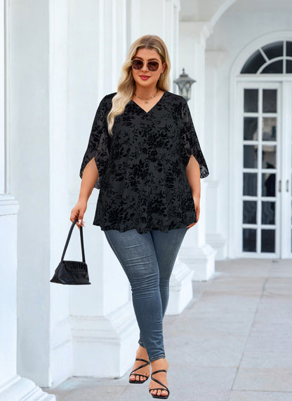Plus Size Black Floral V-Neck Top S4