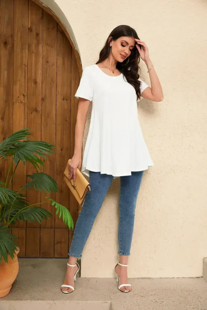 Plus Size Floral Tunic for Comfortable Summer Wear
